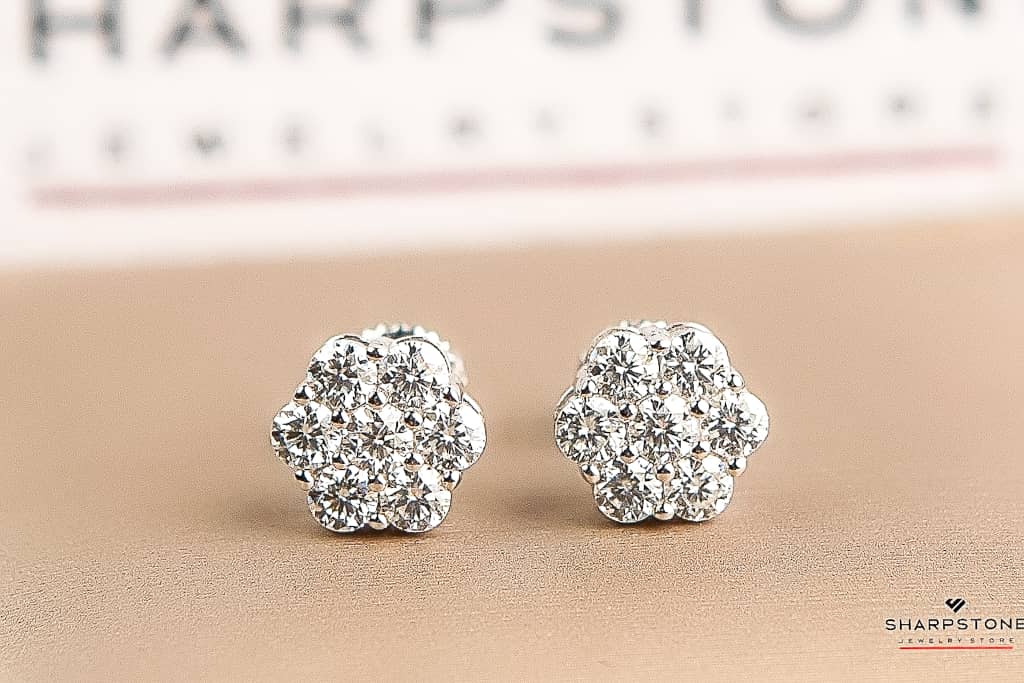 Mini Dennis Moissanite Earring