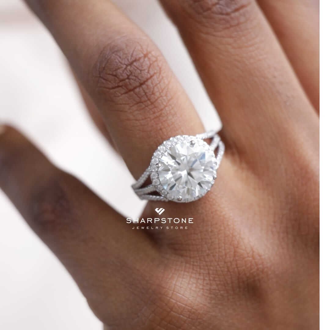 Alexia Moissanite Engagement Ring in 925 Sterling Silver