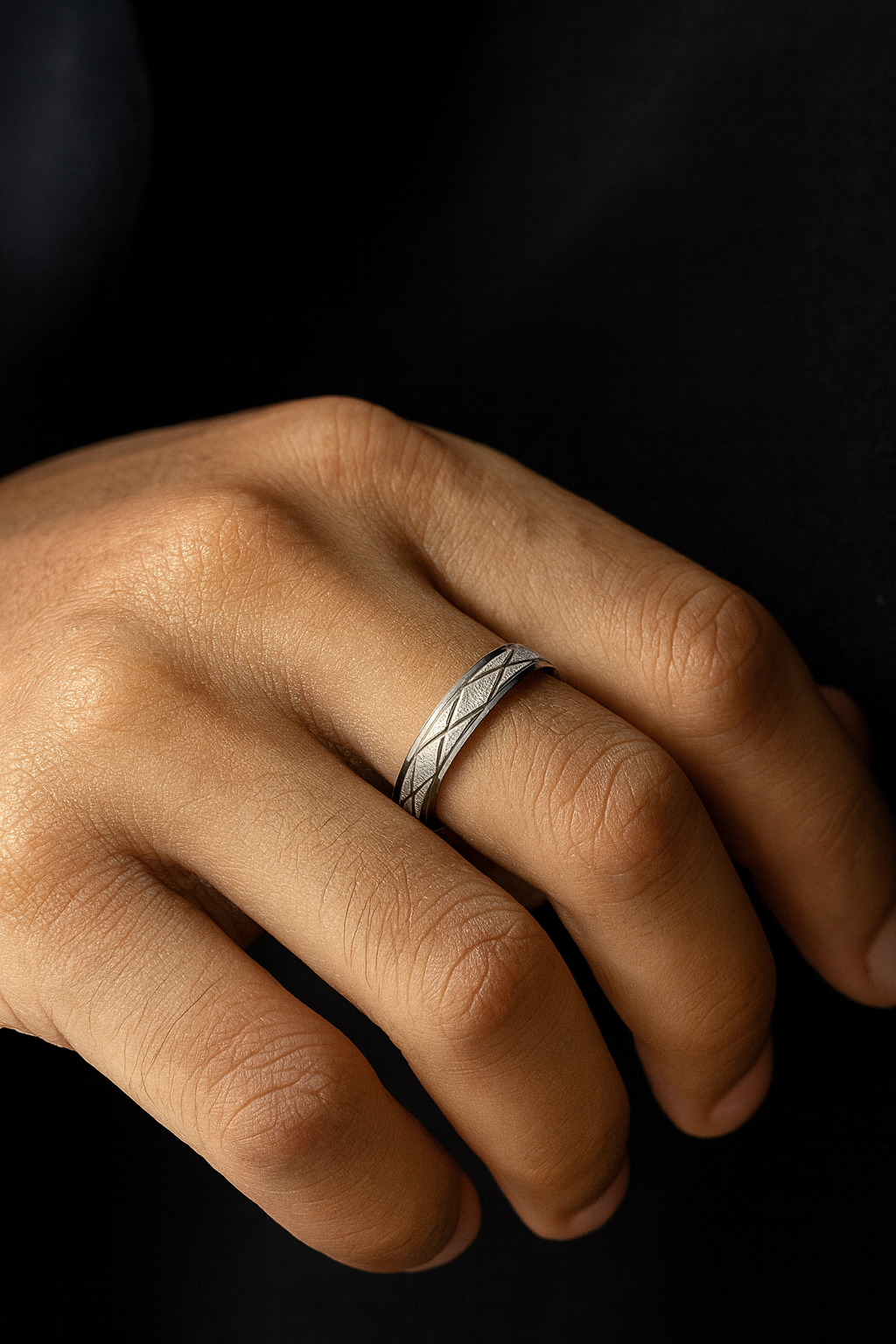 Criss Cross Slim Titanium Male Band Model