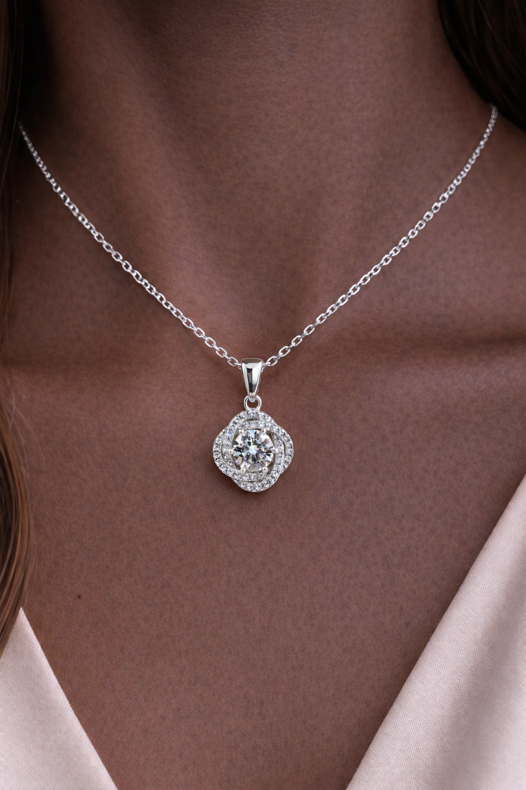 Valeria Sterling Silver Necklace with Moissanite Stone Model